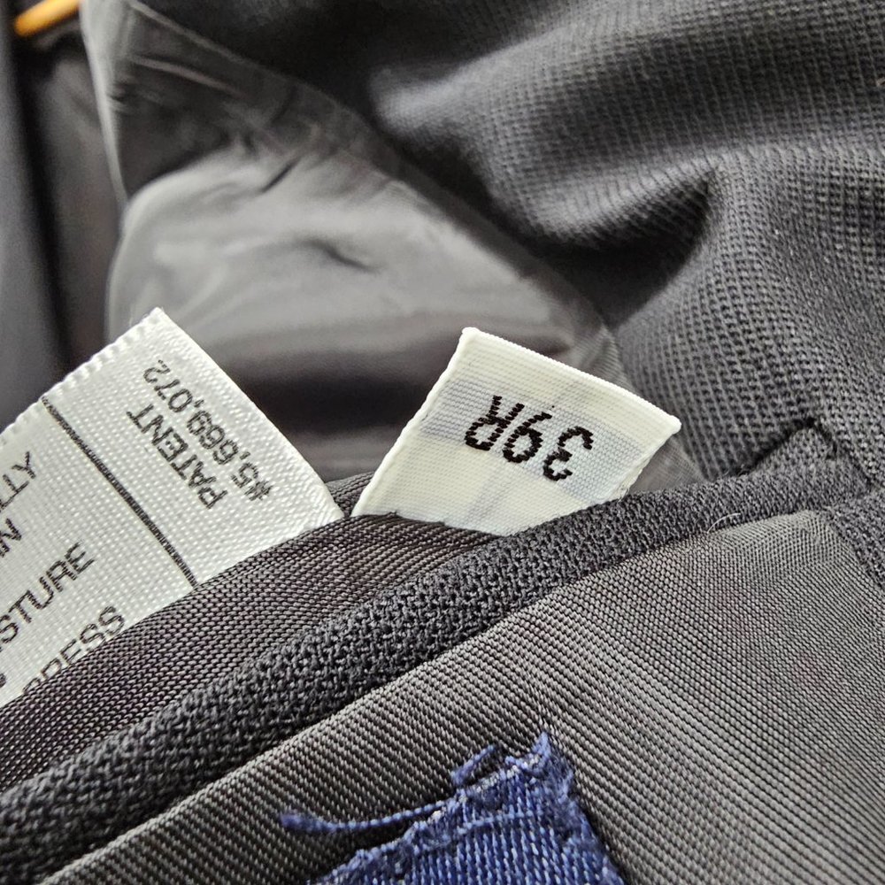 Ted Baker 39R Black Solid 3-Button Sport Coat Blazer Jacket V264 - Picture 11 of 11